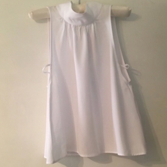 🎉HP🎉 LN Free People White Mock Neck Sleeveless Blouse XS - Picture 7 of 7